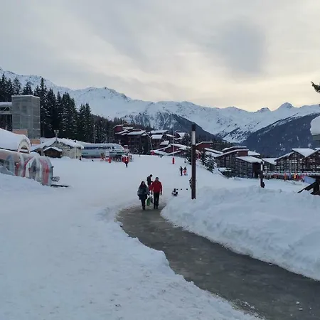 Arc 1800 Skis Aux Pieds